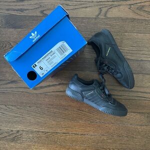 Adidas Calabasas Core Black CG6420 size 6